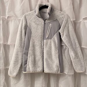 Adorable and cozy white Columbia fleece